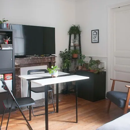 Bright Apartment In The Heart Of Paris Paris