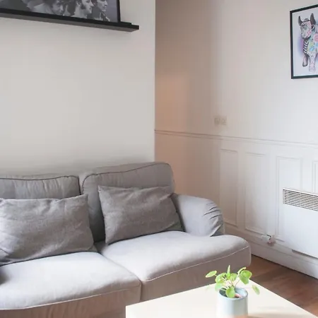 Apartment Bright Apartment In The Heart Of Paris Paris
